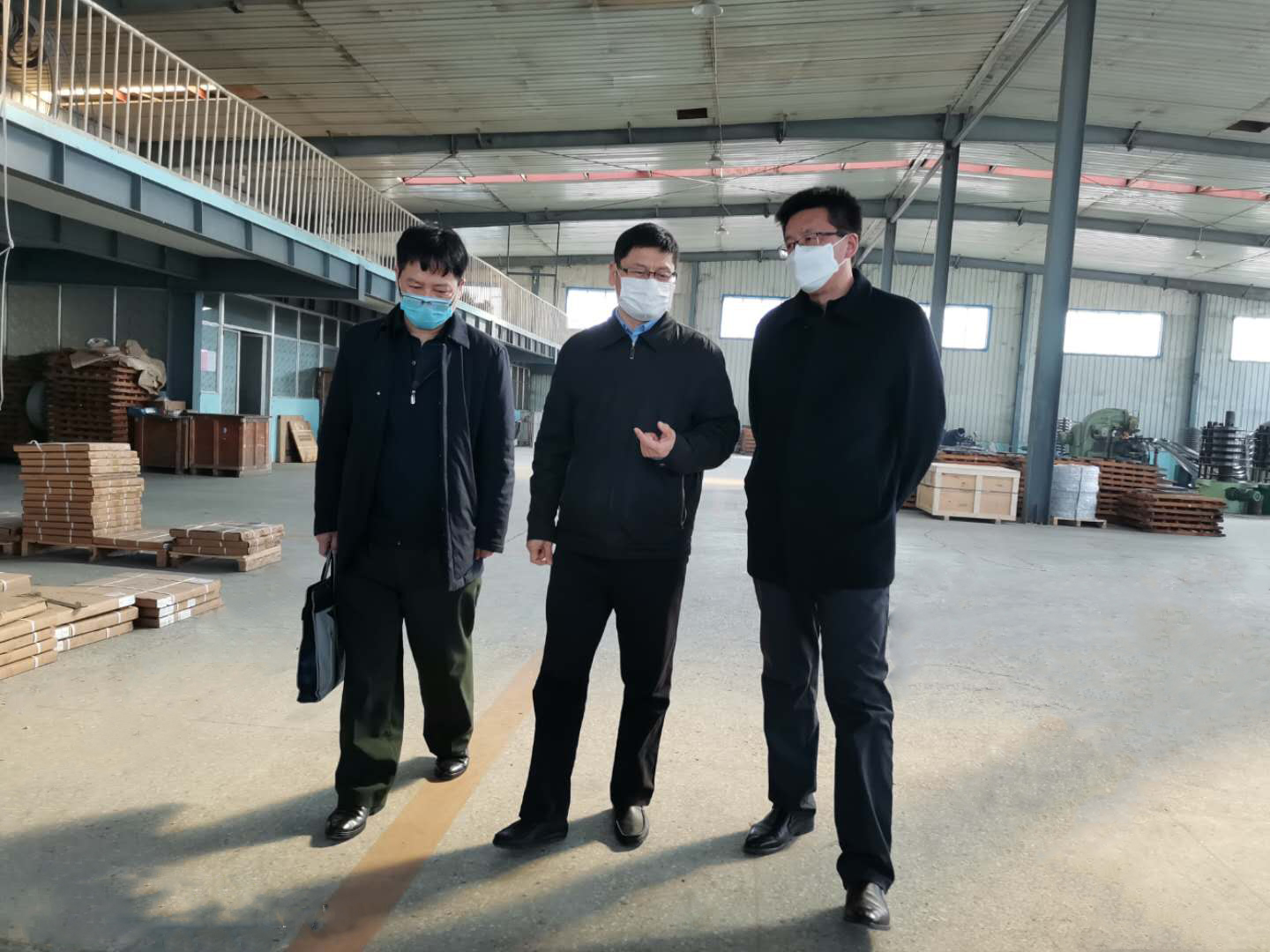 濟(jì)南市民營企業(yè)服務(wù)一隊(duì)蒞臨金鋒鋸業(yè)指導(dǎo)工作！